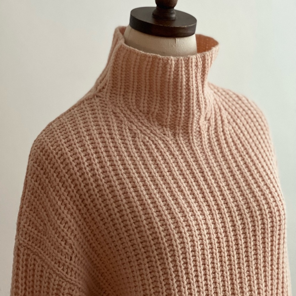 Vince Coral sweater